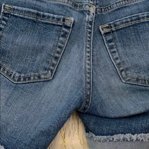 Cat and jack Jean shorts (7-8 - Picture 4 of 4